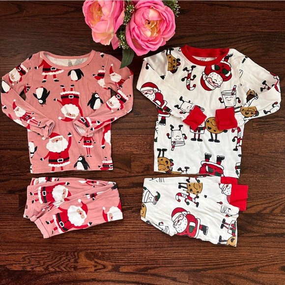 Bundle of Carters pajamas, size 4T - Picture 1 of 4